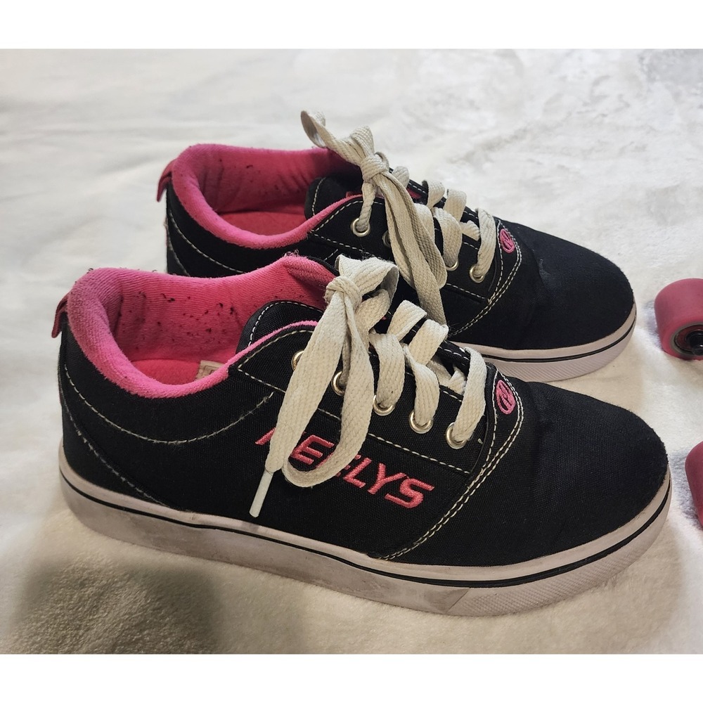 Heelys Black Pink Voyager Skate Sneakers Woman's Size 5 Youth 4